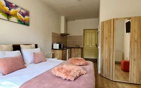 Livada Studio Apartments